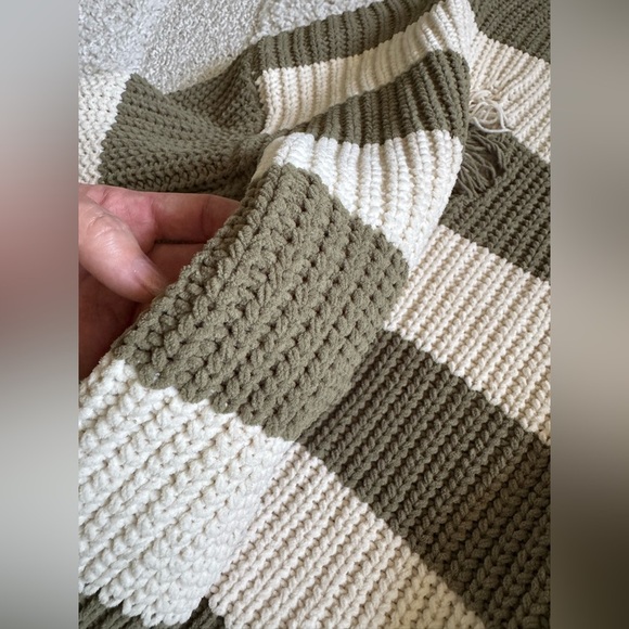 POL Olive and White Cream Striped Distressed Knit Sweater Size Small - Picture 5 of 9